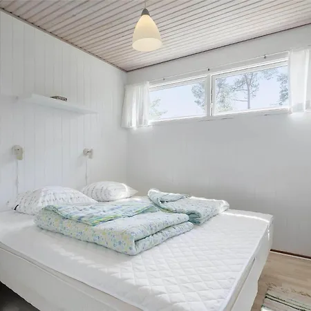 2607-aakirkeby-aspesgardsskoven-7 Nyaraló